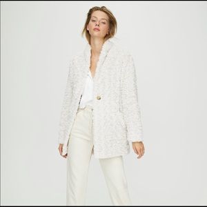 Aritzia Wilfred Free Plush Jacket size XS